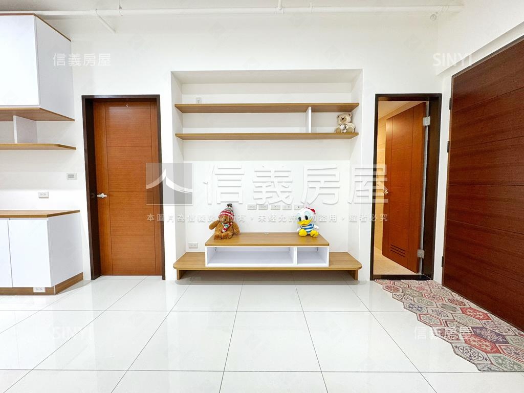 『弘暉大苑』高樓二房車位房屋室內格局與周邊環境