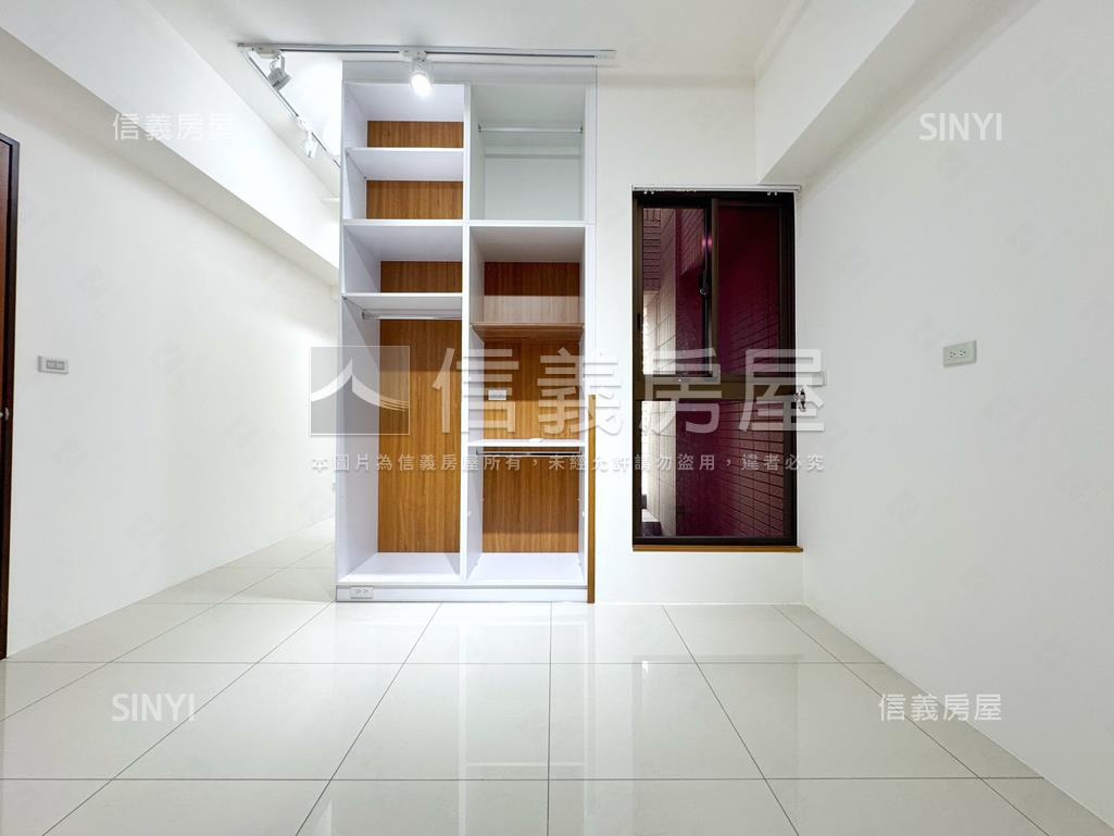 『弘暉大苑』高樓二房車位房屋室內格局與周邊環境