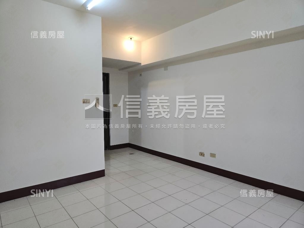 苗栗日新街收租套房Ａ房屋室內格局與周邊環境
