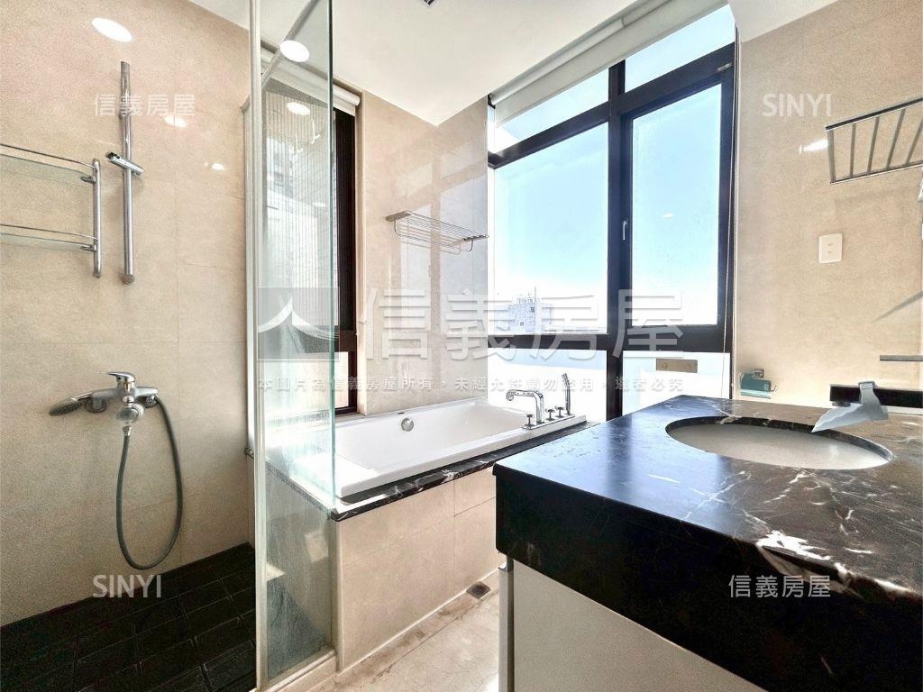 元城湖岸美景四房雙平車房屋室內格局與周邊環境