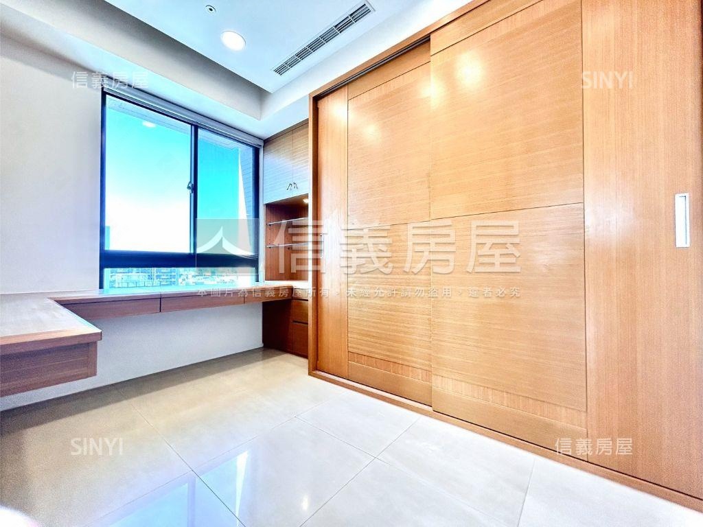 元城湖岸美景四房雙平車房屋室內格局與周邊環境