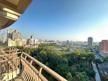 元城湖岸美景四房雙平車