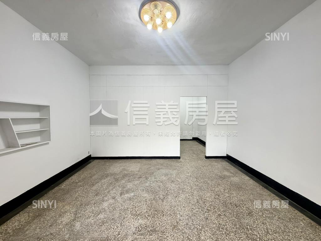 北區近公園傳統透天房屋室內格局與周邊環境