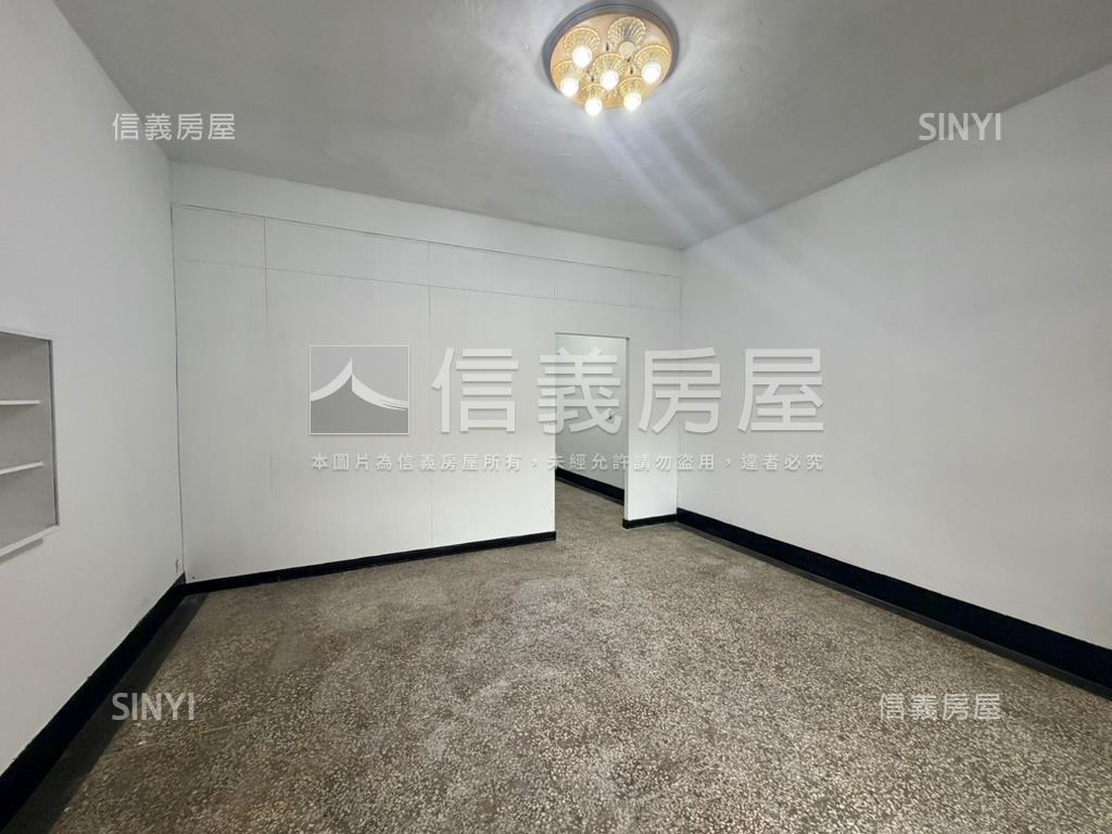 北區近公園傳統透天房屋室內格局與周邊環境