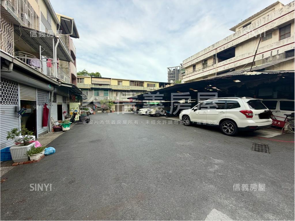 北區近公園傳統透天房屋室內格局與周邊環境