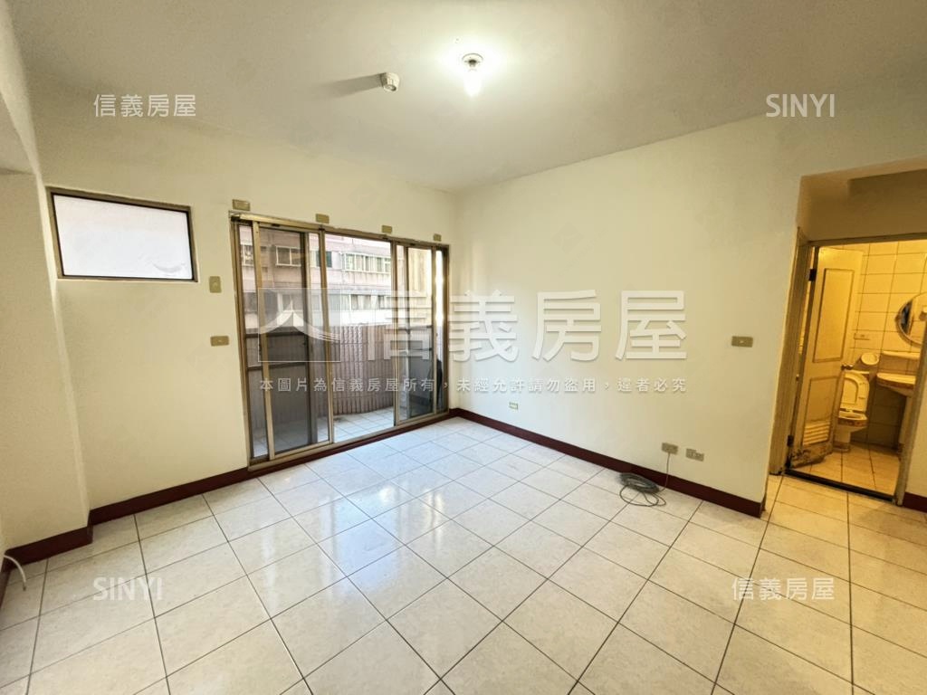 鶴馨居小資美三房房屋室內格局與周邊環境