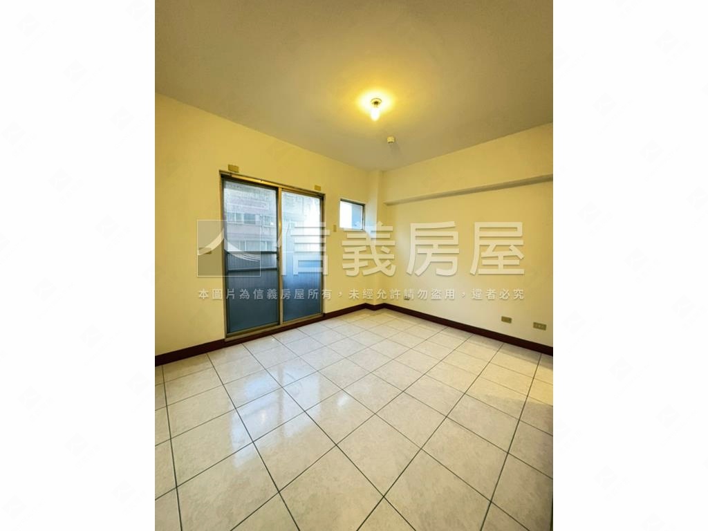 鶴馨居小資美三房房屋室內格局與周邊環境