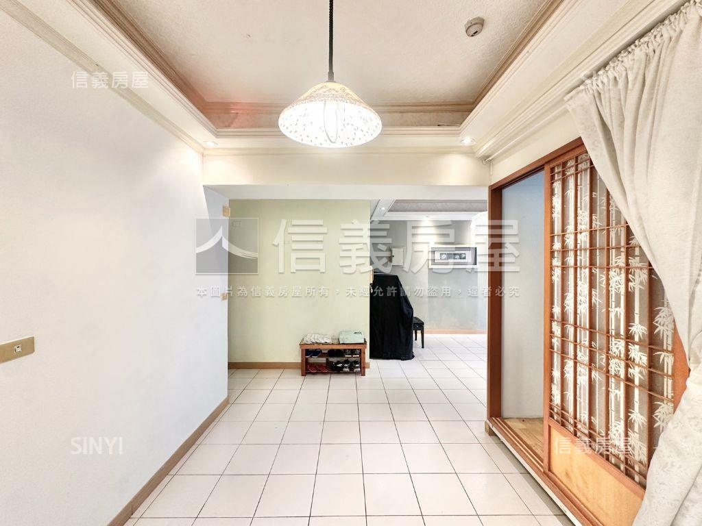 店長推薦板南線海山站三房房屋室內格局與周邊環境