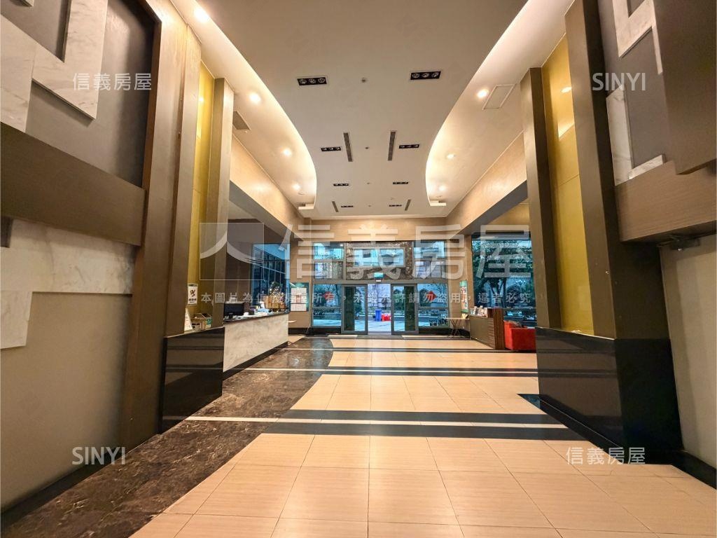 蒂芬尼美裝潢邊間兩房房屋室內格局與周邊環境