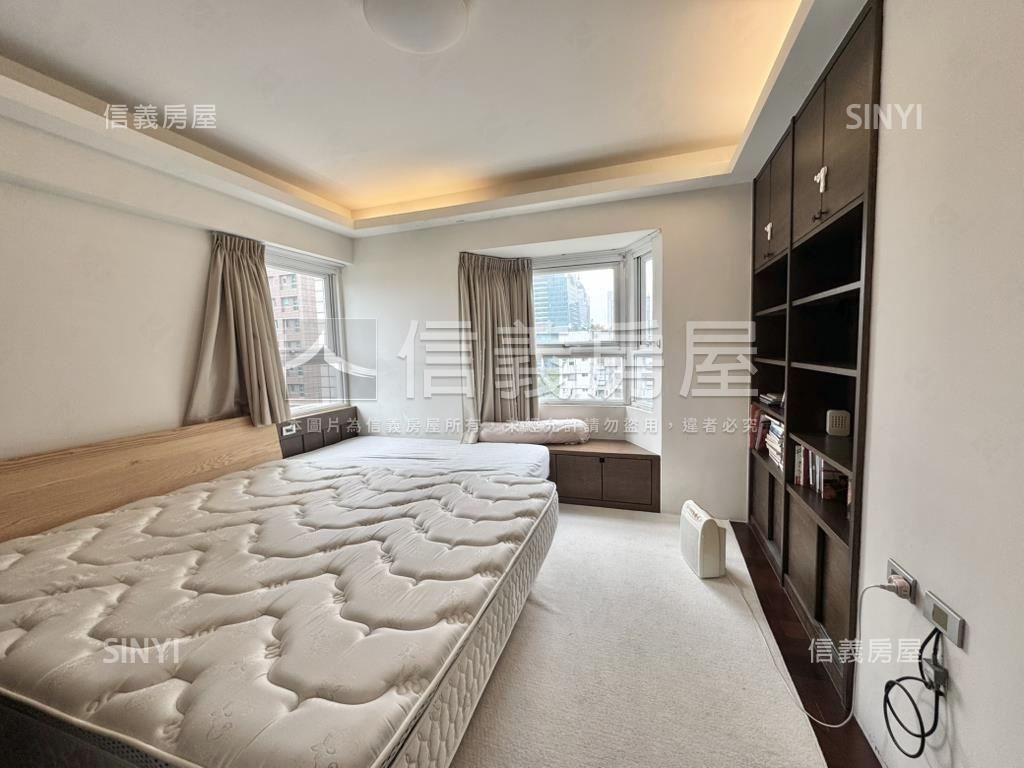 專任【世貿新城】大戶高樓房屋室內格局與周邊環境