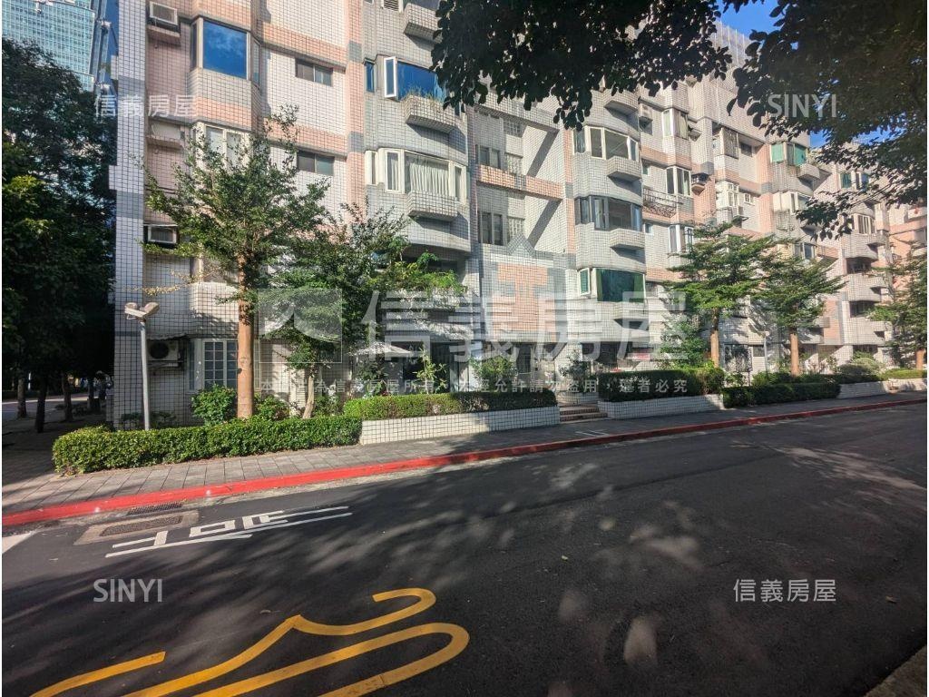 專任【世貿新城】大戶高樓房屋室內格局與周邊環境