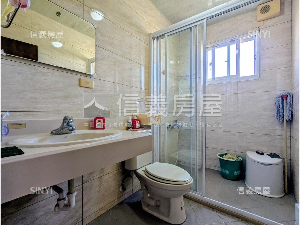 高大特區附小花園的透天厝房屋室內格局與周邊環境