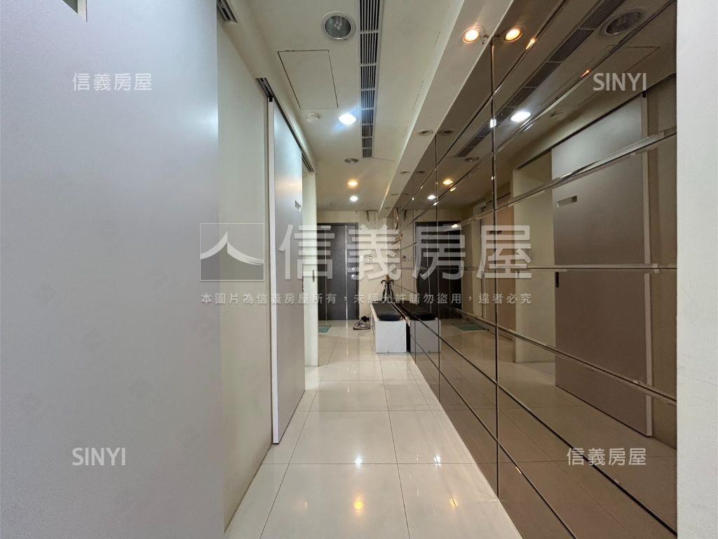 亞洲高樓仁愛圓環景觀房屋室內格局與周邊環境