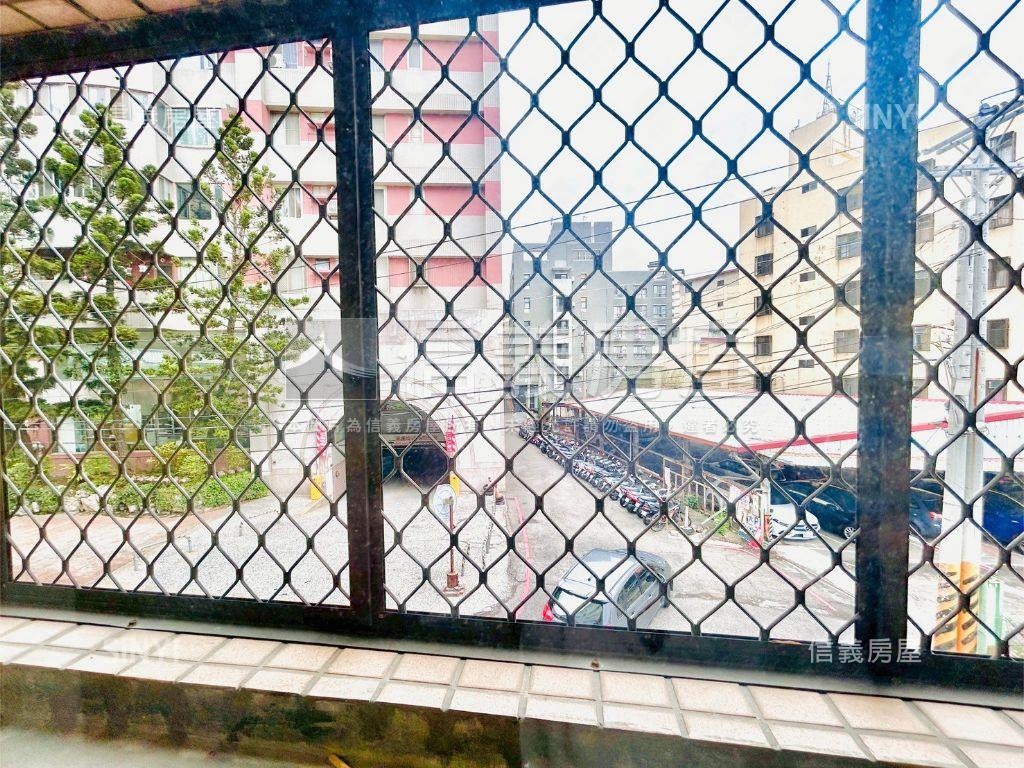 璞園看樹梢大三房採光華廈房屋室內格局與周邊環境