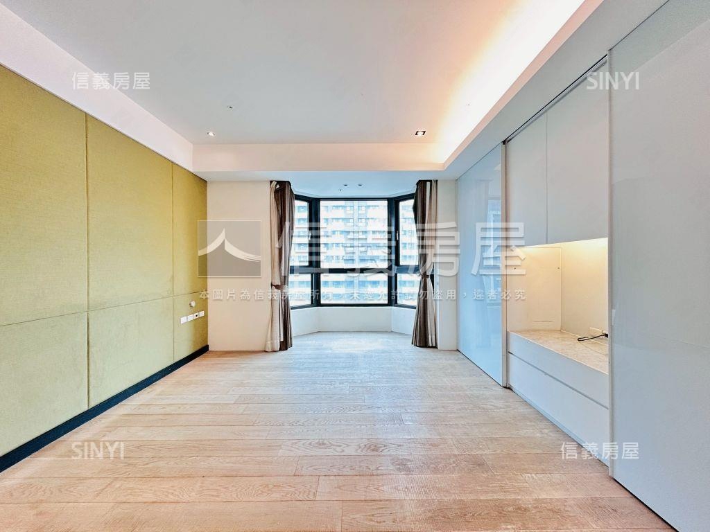 青埔Ａ１９宜誠僑峰大五房房屋室內格局與周邊環境