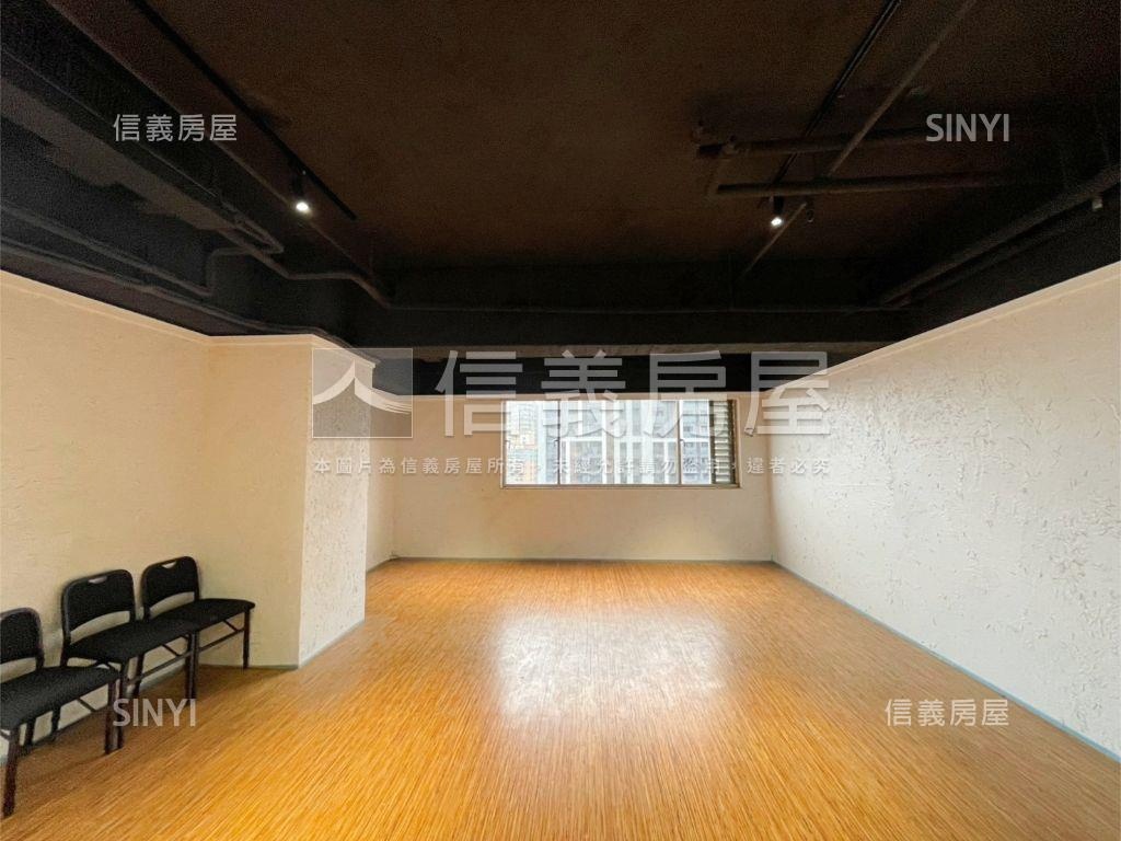 福星辦公大樓＋車位房屋室內格局與周邊環境