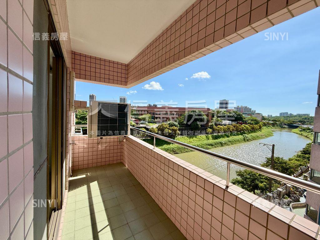 河岸景觀近捷運邊間３房房屋室內格局與周邊環境
