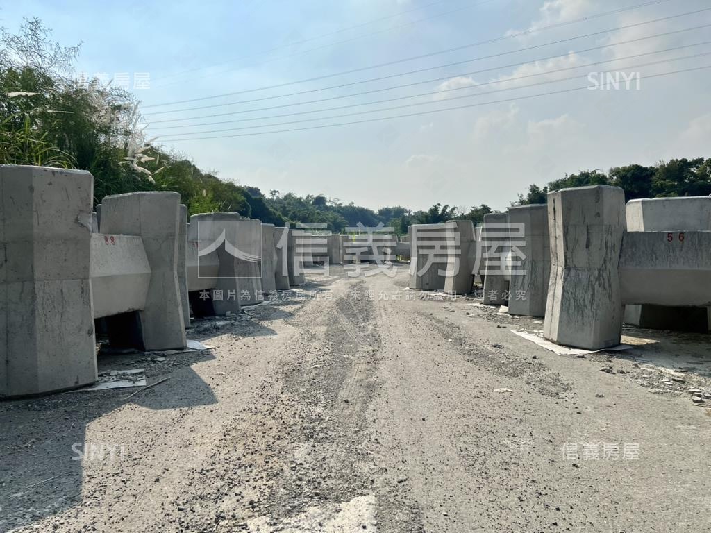 白河水庫１９甲林地房屋室內格局與周邊環境