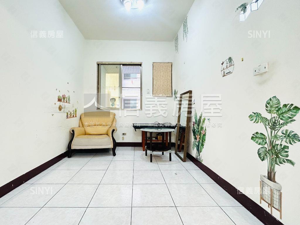 七字頭｜北區明亮三房車位房屋室內格局與周邊環境