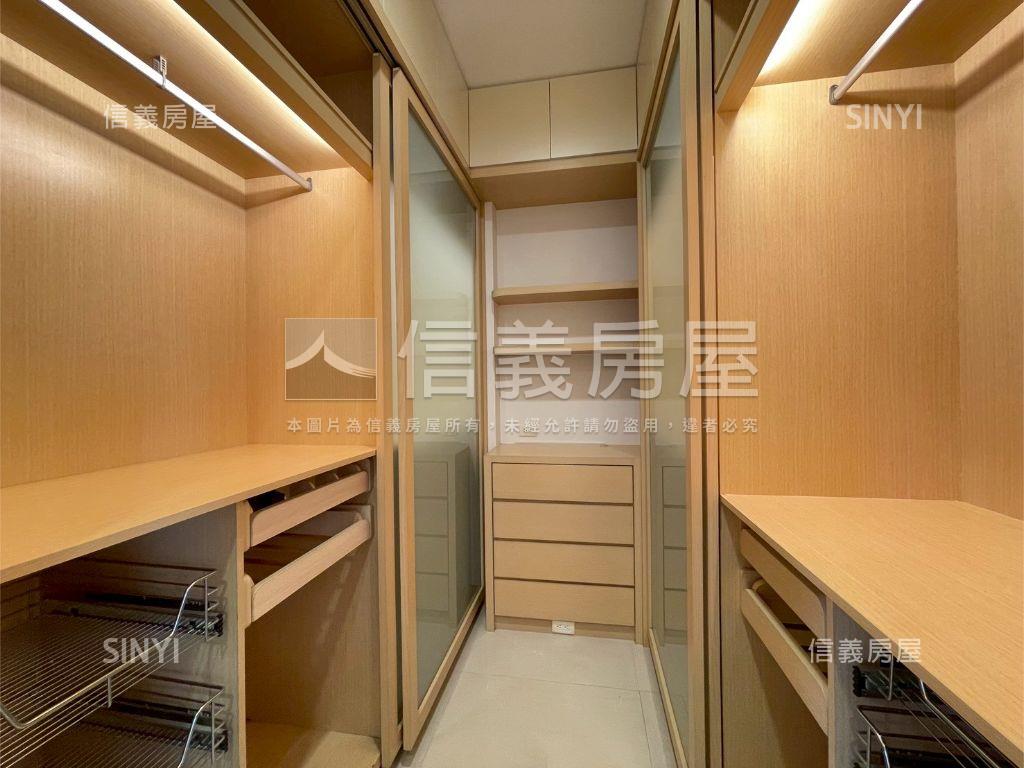 蓮池潭湖畔首排典藏豪邸房屋室內格局與周邊環境