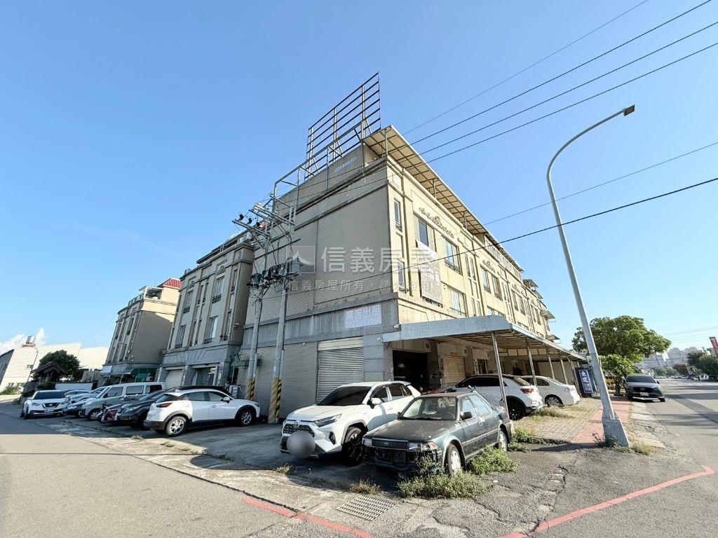 國璽音樂廳質感大車庫別墅房屋室內格局與周邊環境