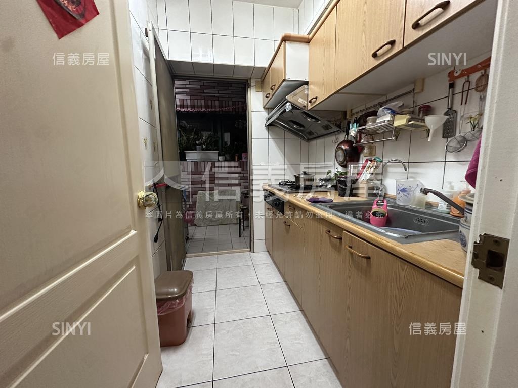 榮總輕鬆成家明亮兩房車位房屋室內格局與周邊環境