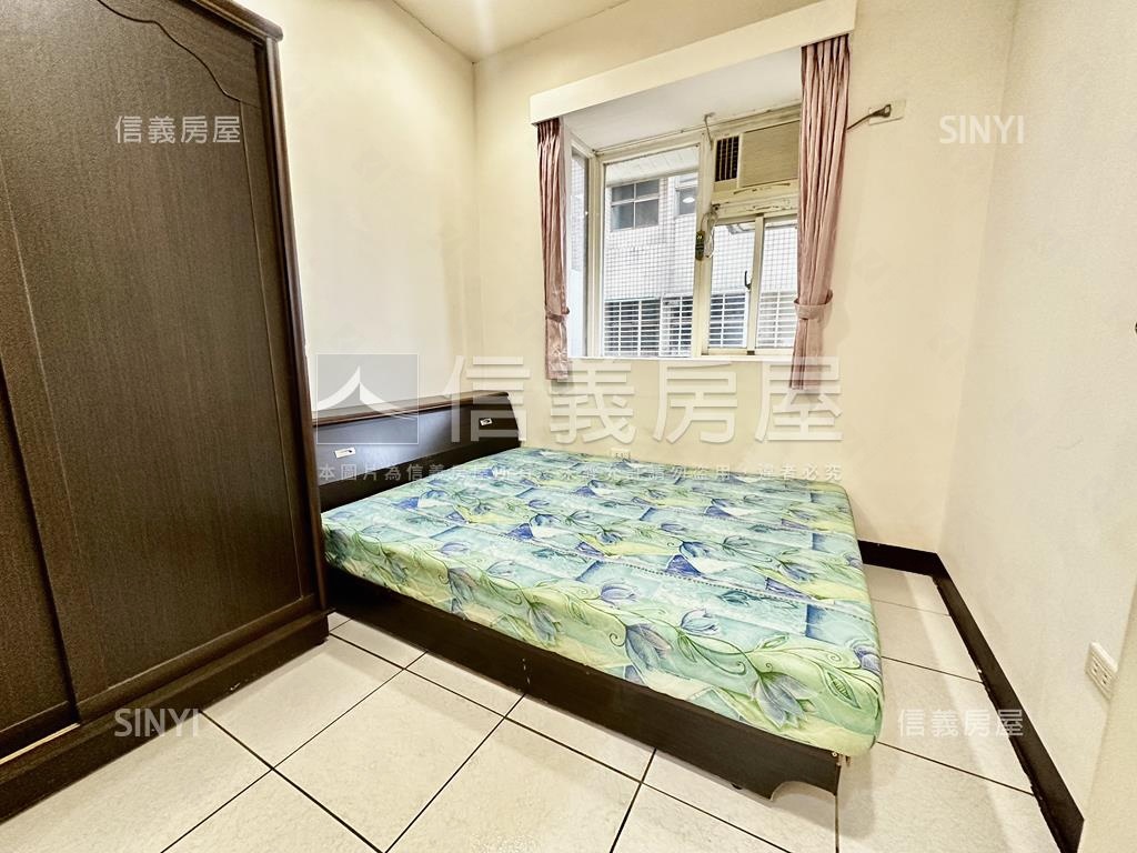 凱旋門２房平面車位房屋室內格局與周邊環境