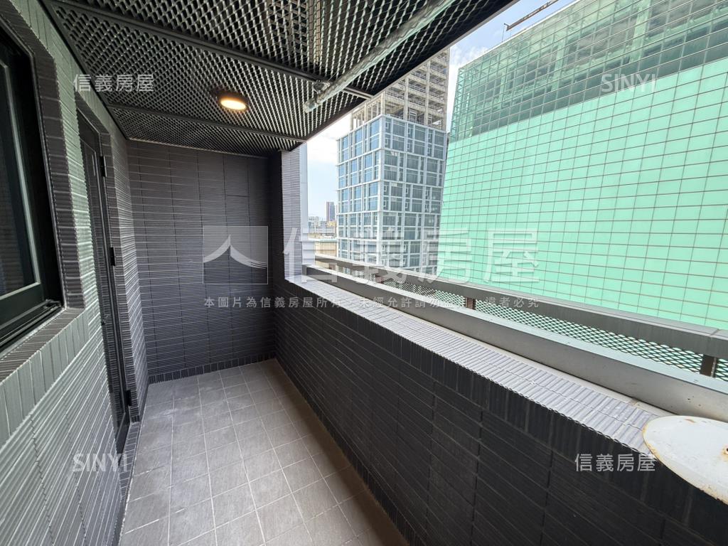 志榮ＢＲ４邊間精美二房房屋室內格局與周邊環境