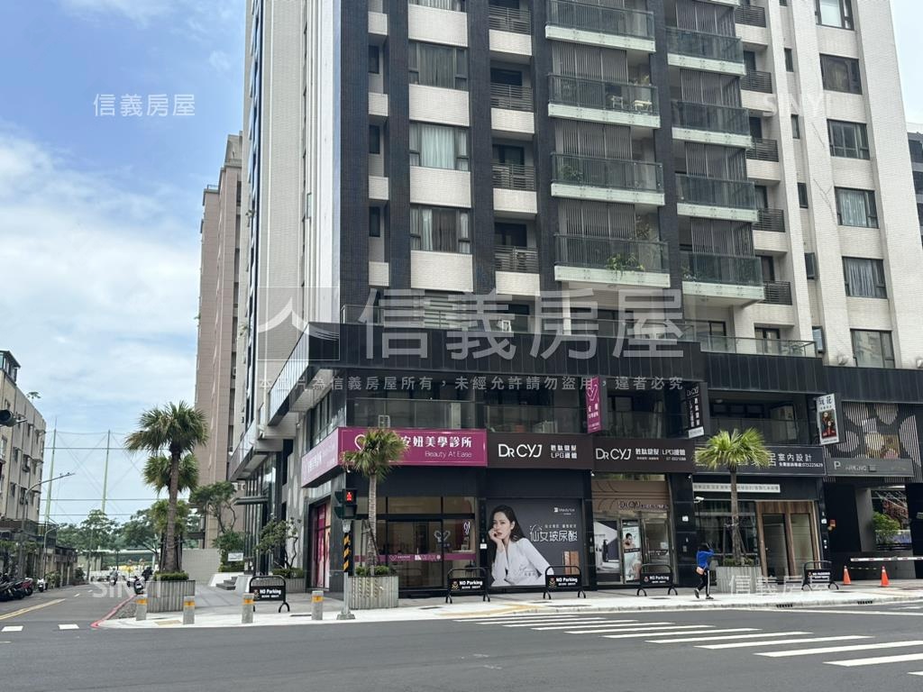 華夏路面寬三角窗店面房屋室內格局與周邊環境