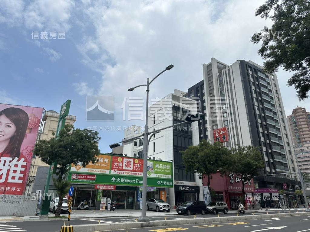 華夏路面寬三角窗店面房屋室內格局與周邊環境