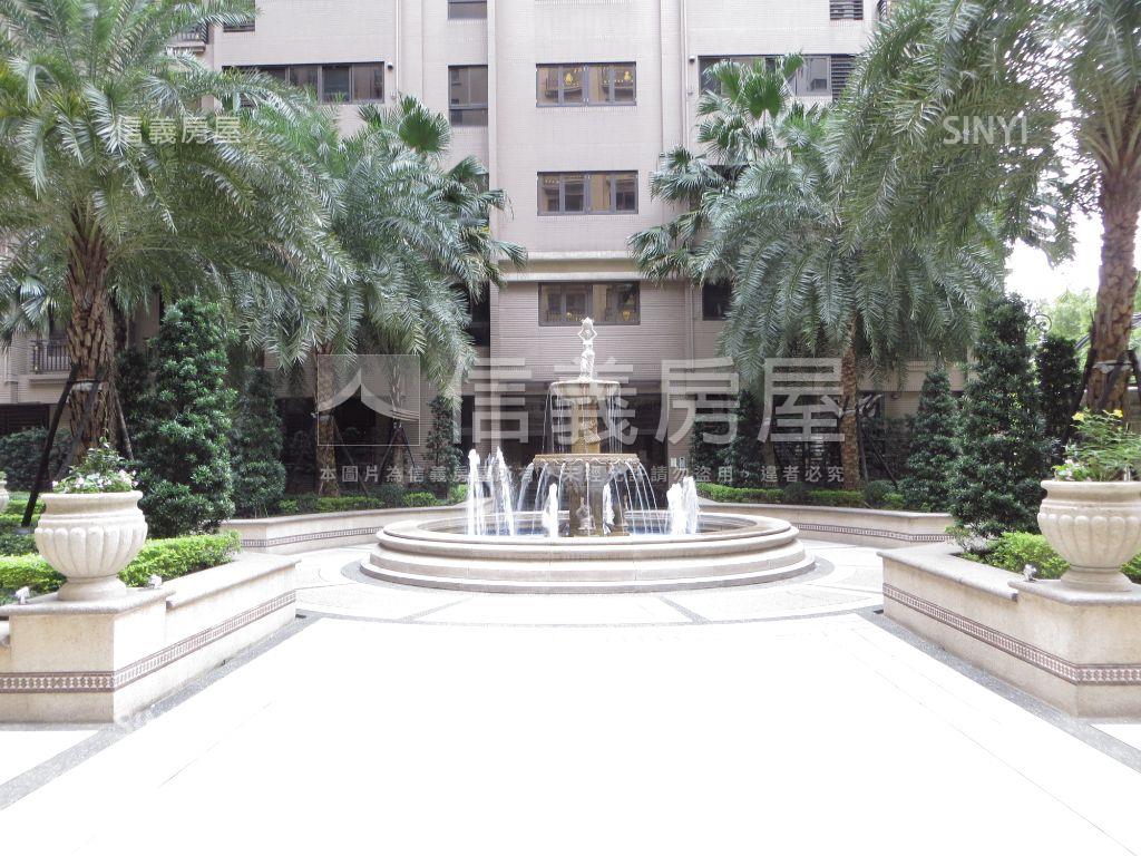 北美館綠意校景四房房屋室內格局與周邊環境