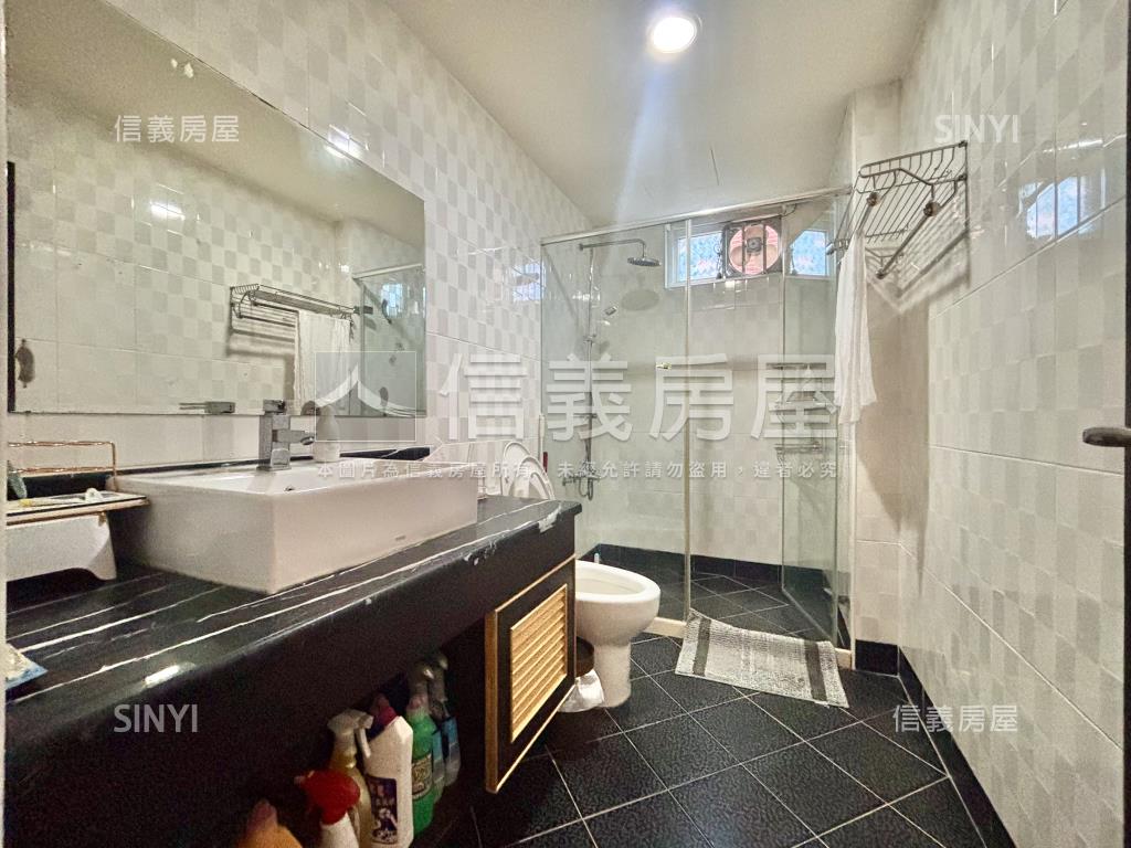 日暖風和●伯夫人上疊房屋室內格局與周邊環境