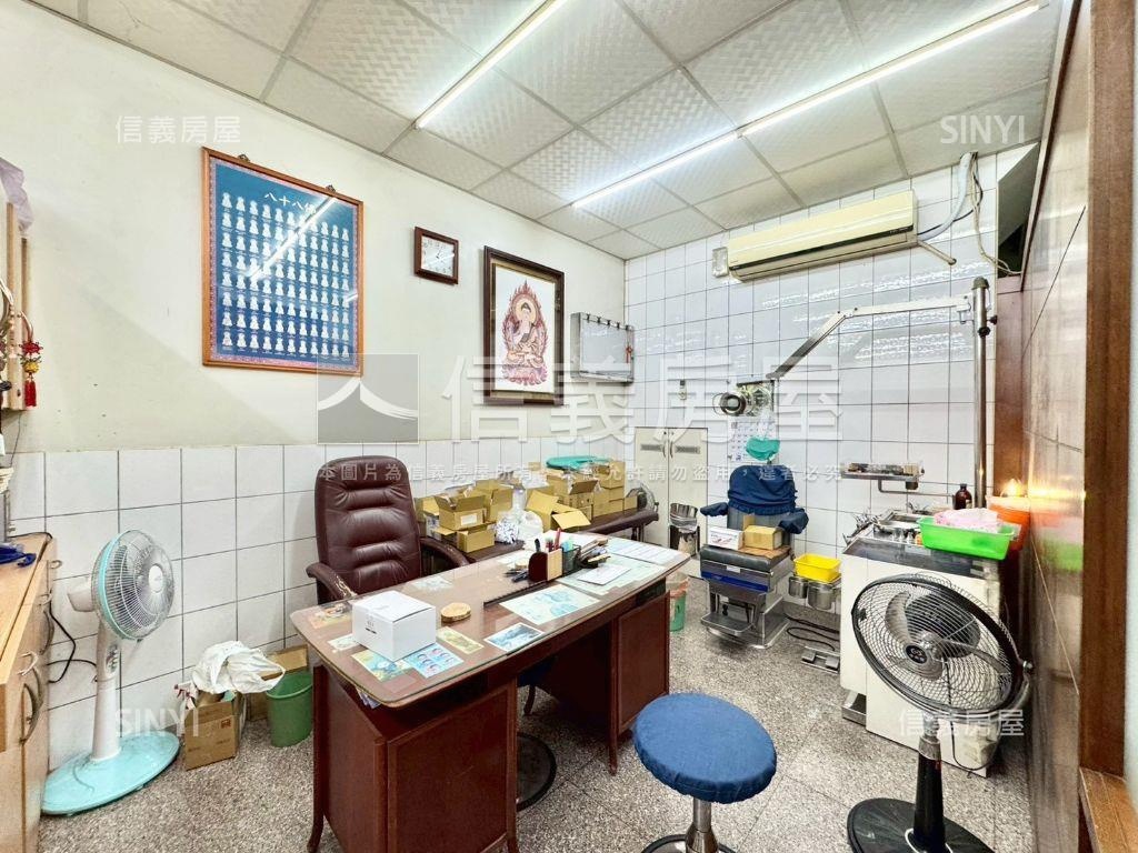 專任霧峰臨路金透店醫師宅房屋室內格局與周邊環境