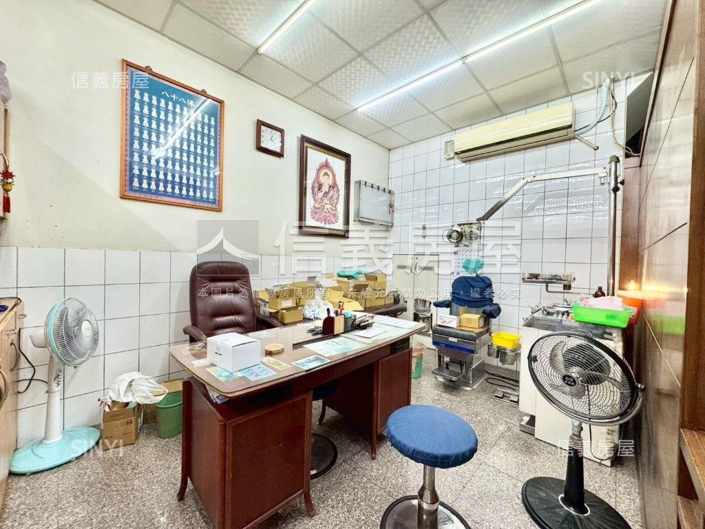 專任霧峰臨路金透店醫師宅房屋室內格局與周邊環境