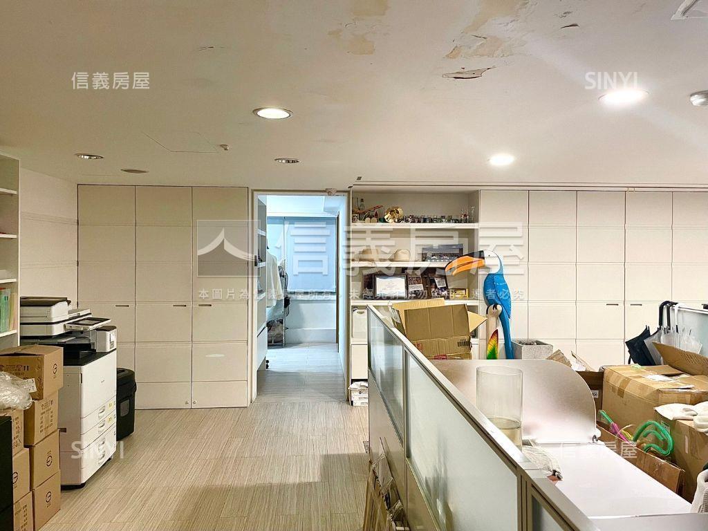 近信義光復路口貳樓店辦房屋室內格局與周邊環境