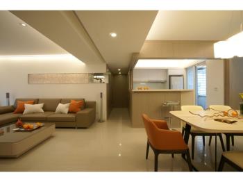 敦南四房獨棟華廈另購車位