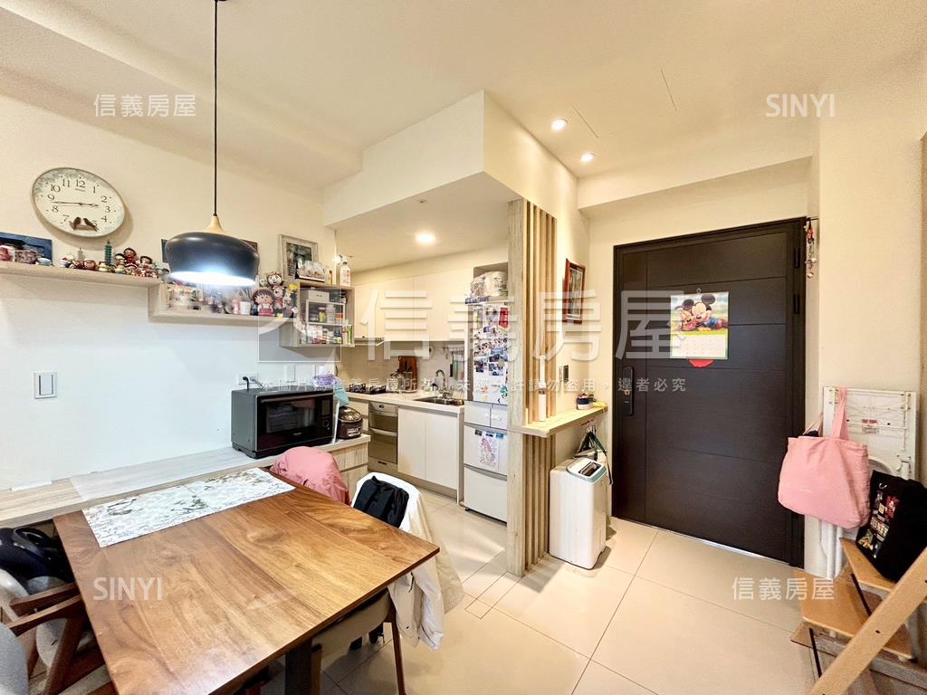 富宇葉慈．視野３房２車位房屋室內格局與周邊環境