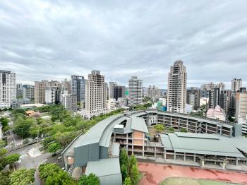 富宇葉慈．視野３房２車位