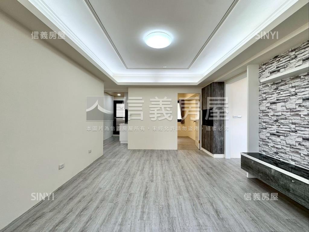 溪洲華廈美侖美奂三房讚房屋室內格局與周邊環境