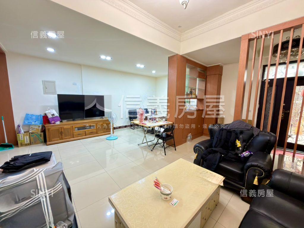 南亞前後臨路美透天房屋室內格局與周邊環境