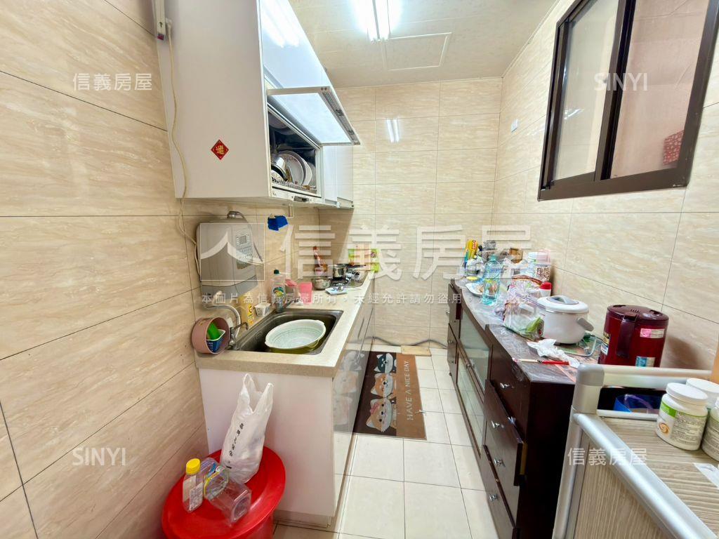 南亞前後臨路美透天房屋室內格局與周邊環境
