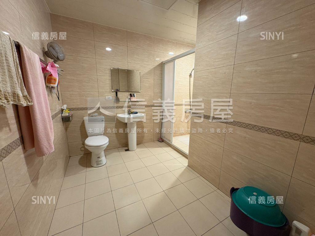 南亞前後臨路美透天房屋室內格局與周邊環境