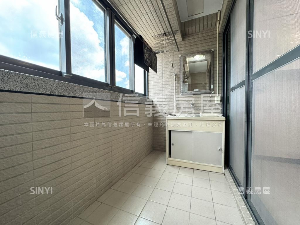 店長推☆大里二期視野兩房房屋室內格局與周邊環境