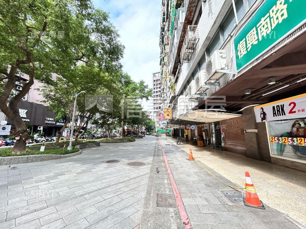 ♚公園捷運景觀高樓♚房屋室內格局與周邊環境