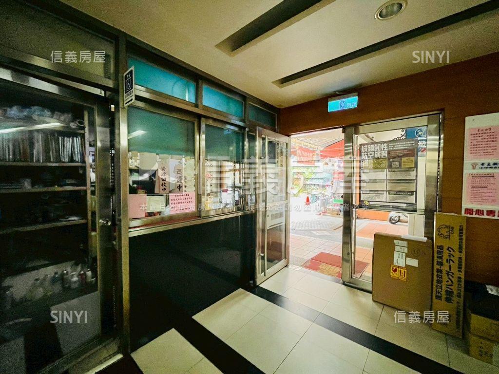 近勤益首購先看這間套房房屋室內格局與周邊環境