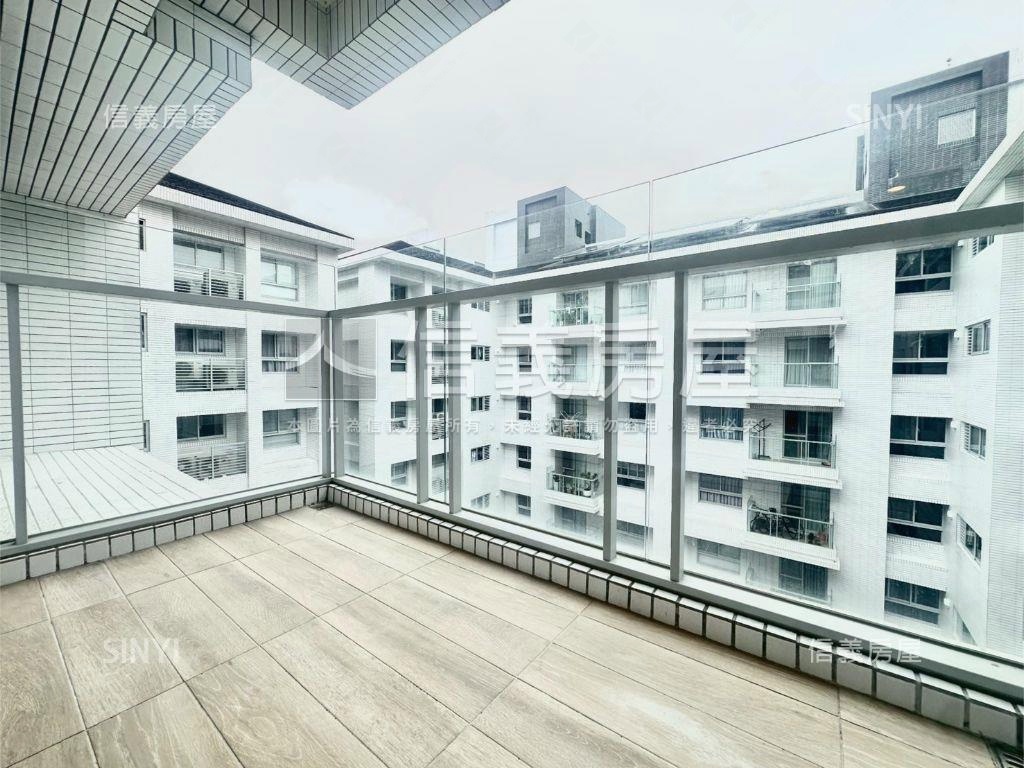 水岸青優美高樓三房平車房屋室內格局與周邊環境