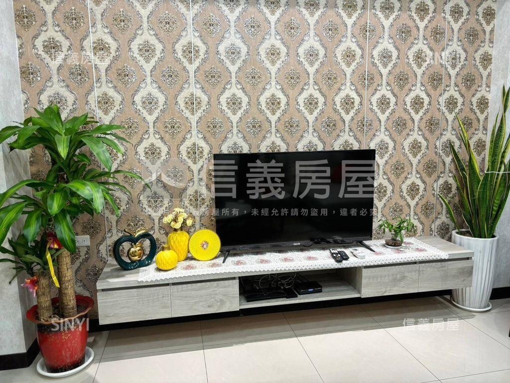 אֵל大清粹美精緻透天房屋室內格局與周邊環境