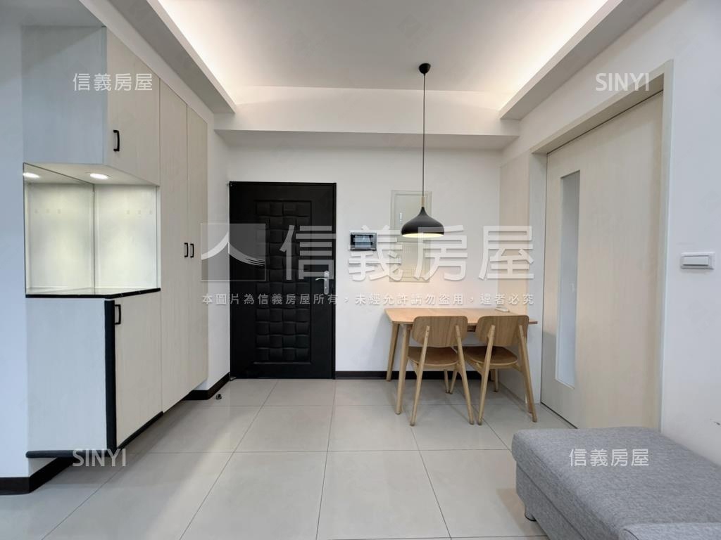 櫻花時代景觀美２房車位房屋室內格局與周邊環境