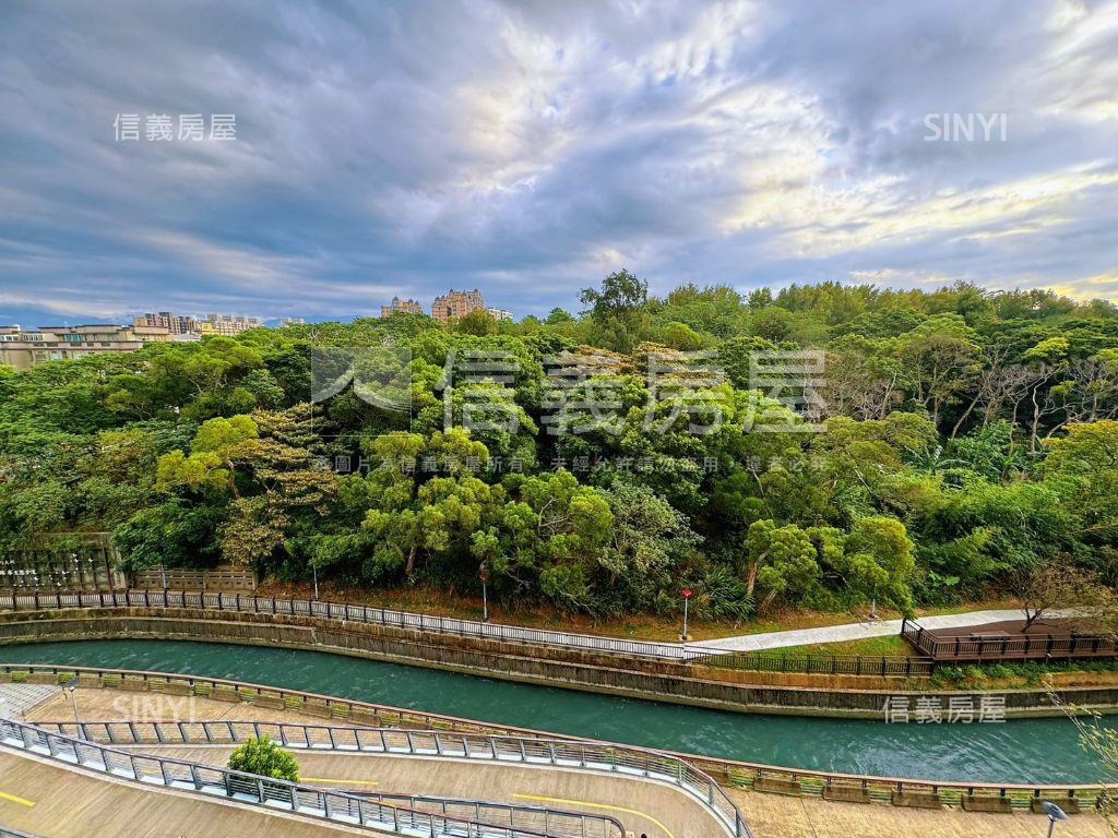 櫻花時代景觀美２房車位房屋室內格局與周邊環境