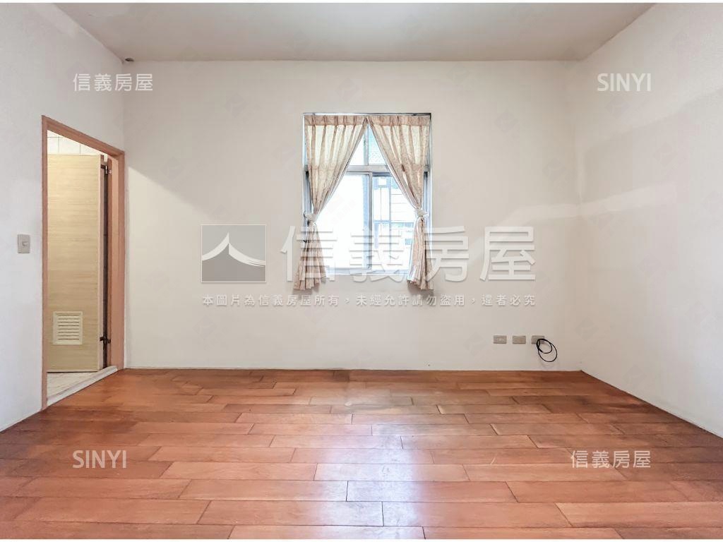 信義區地點好公寓三樓房屋室內格局與周邊環境